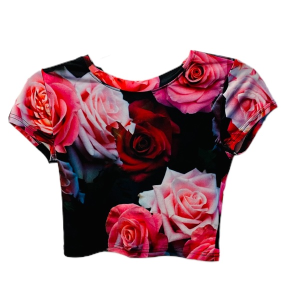 Silence + Noise URBAN OUTFITTERS Floral Y2K Crop Top - Picture 3 of 16